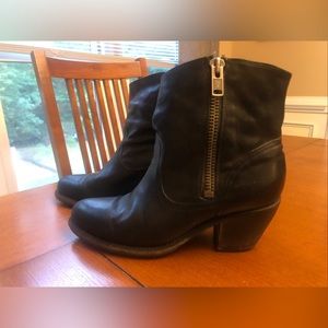 FRYE boots,  black, size 9.5M.  Well loved.  Lots of life left in them.